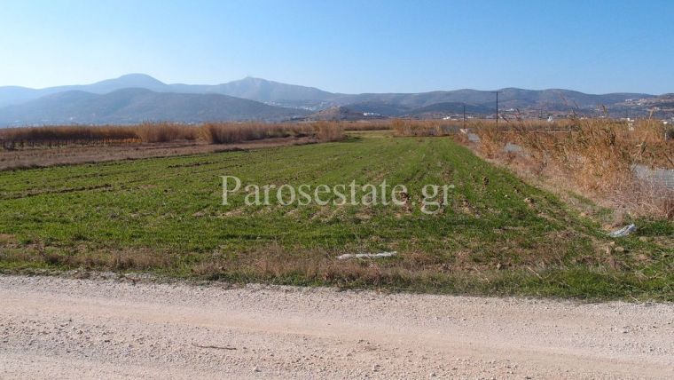 Αγροτεμάχιο κοντά στην παραλία